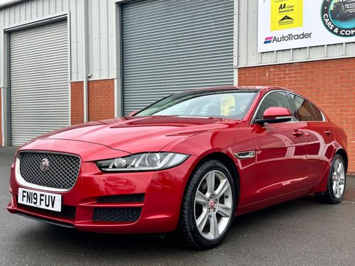 Jaguar XE