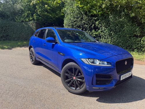 Jaguar F Pace