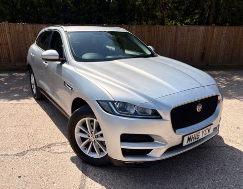 Jaguar F Pace