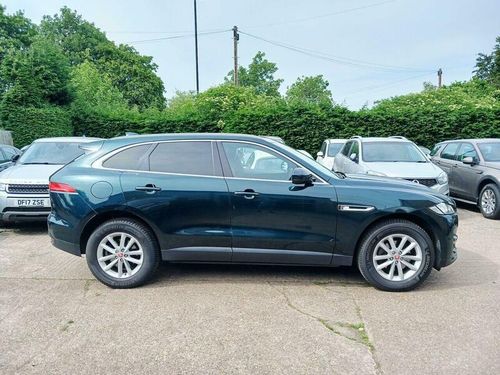 Jaguar F Pace