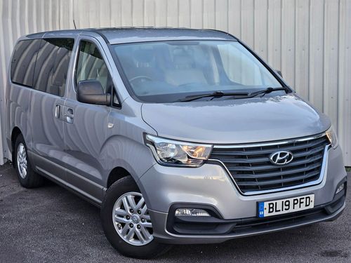 Hyundai i800