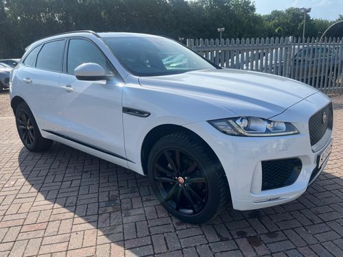 Jaguar F Pace