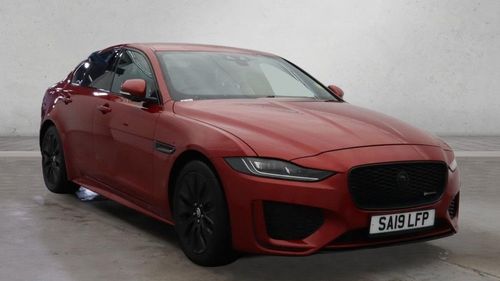 Jaguar XE