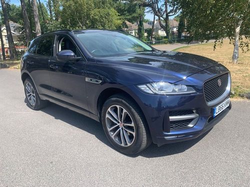 Jaguar F Pace