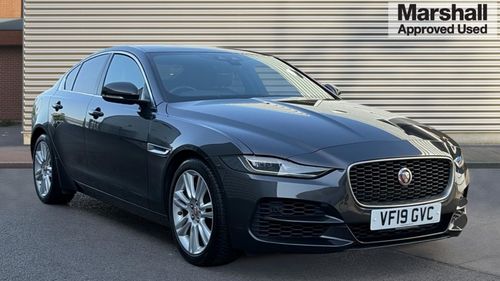 Jaguar XE