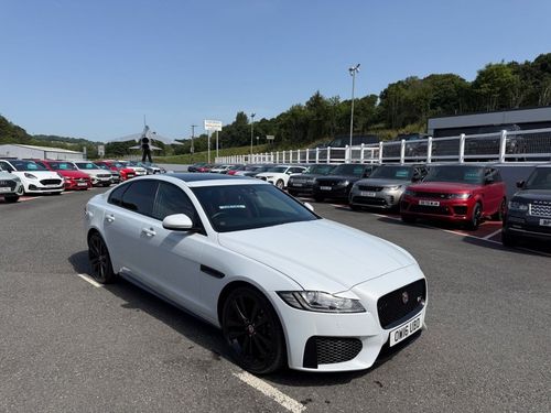 Jaguar XF