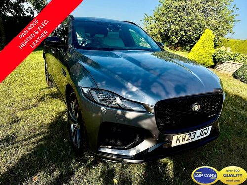 Jaguar F Pace