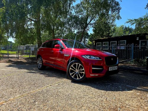 Jaguar F Pace
