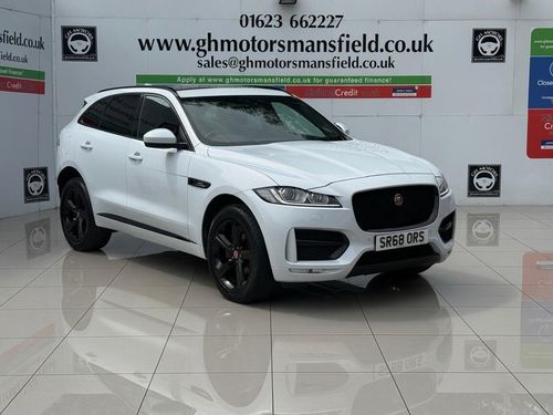Jaguar F Pace
