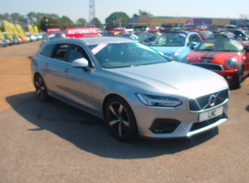 Volvo V90