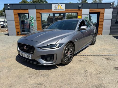 Jaguar XE