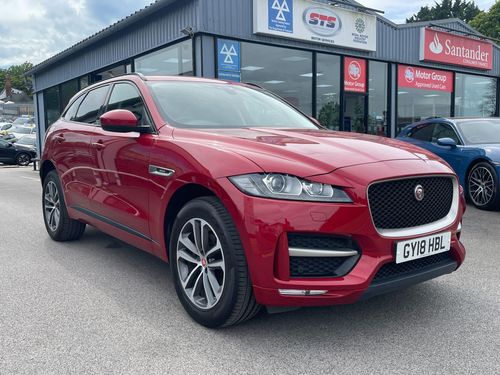 Jaguar F Pace