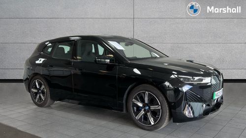 BMW iX