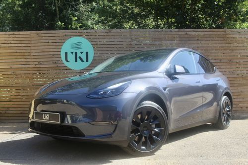 Tesla MODEL  Y