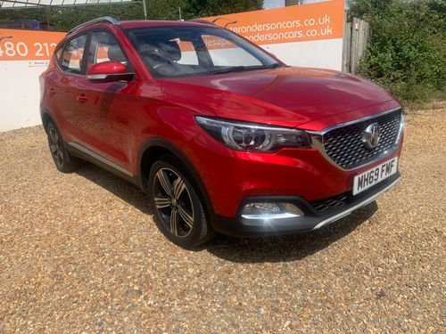 MG ZS