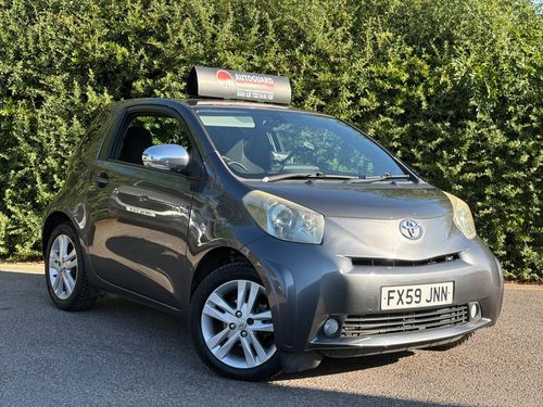 Toyota iQ