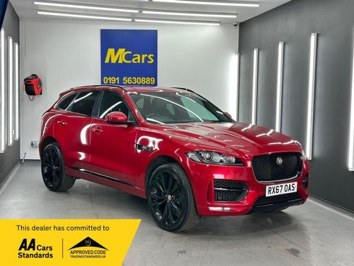 Jaguar F Pace
