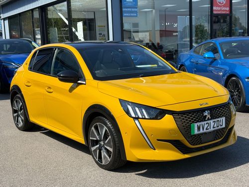 Peugeot E-208