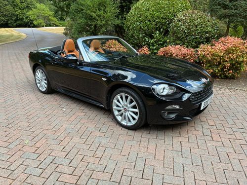 Fiat 124 Spider