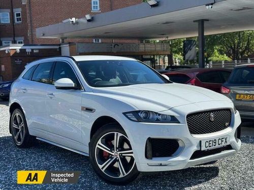 Jaguar F Pace