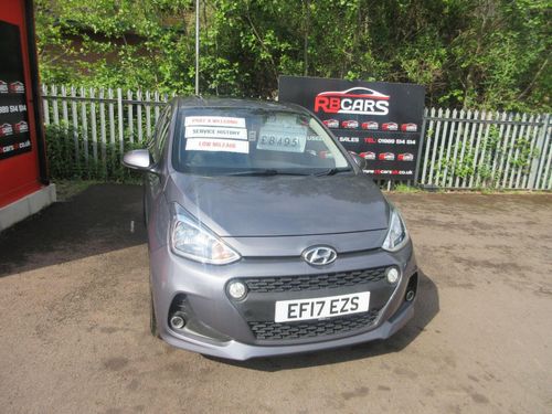 Hyundai i10