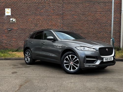 Jaguar F Pace