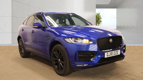 Jaguar F Pace