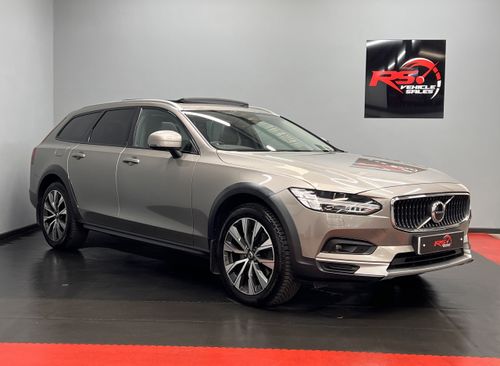 Volvo V90 Cross Country