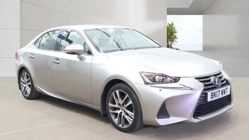 Lexus IS