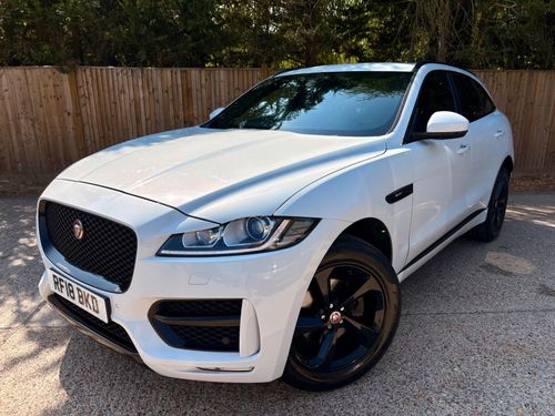 Jaguar F Pace