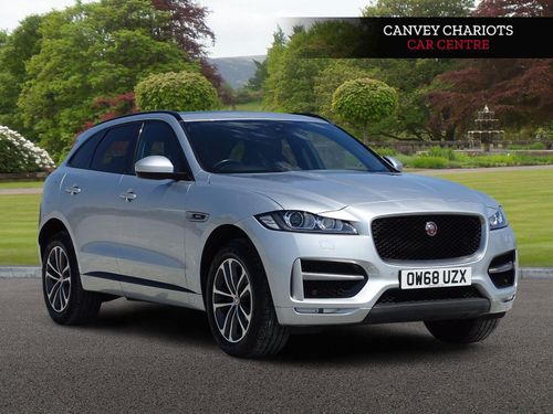 Jaguar F Pace