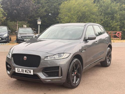 Jaguar F Pace