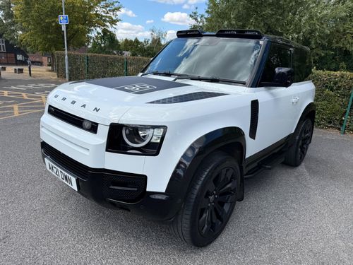 Land Rover Defender 90