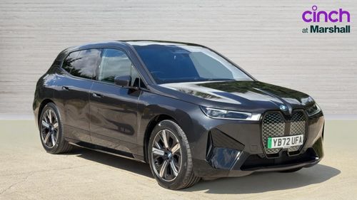 BMW iX