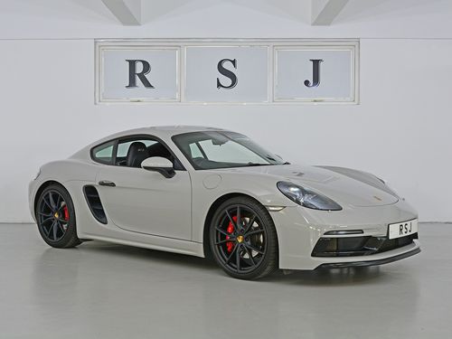 Porsche 718 Cayman