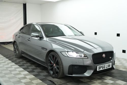Jaguar XF