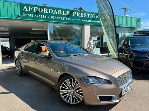 Jaguar XJ