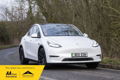 Tesla MODEL  Y