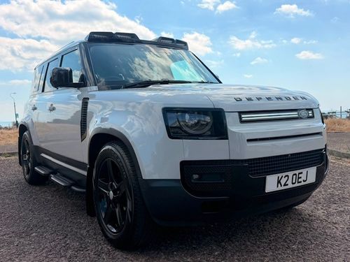 Land Rover Defender 110
