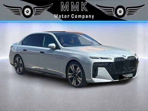 BMW I7