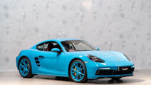 Porsche 718 Cayman