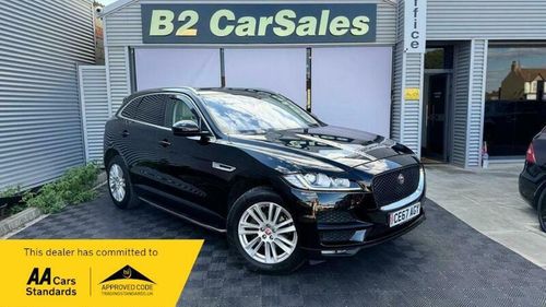 Jaguar F Pace