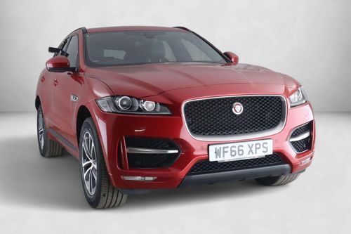 Jaguar F Pace