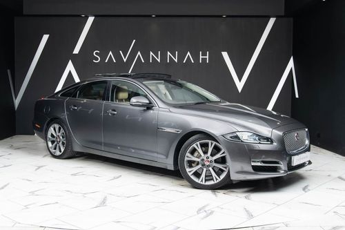 Jaguar XJ