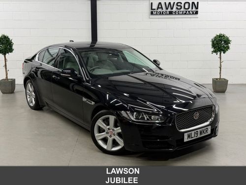 Jaguar XE