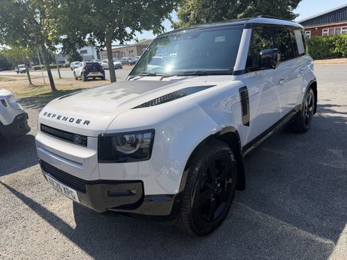 Land Rover Defender 110