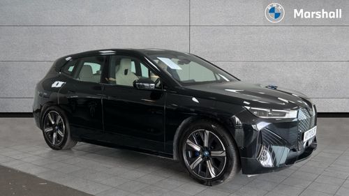 BMW iX