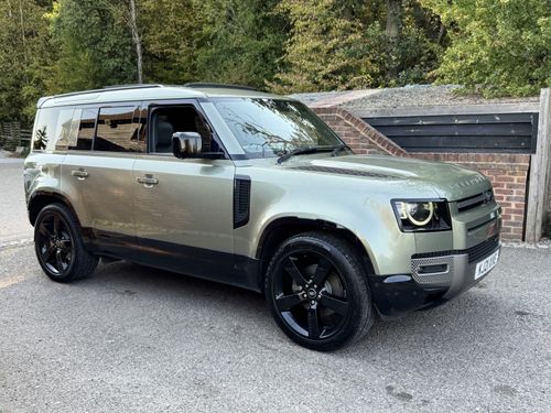 Land Rover Defender 110
