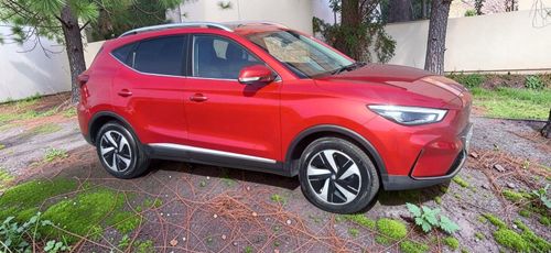 MG ZS