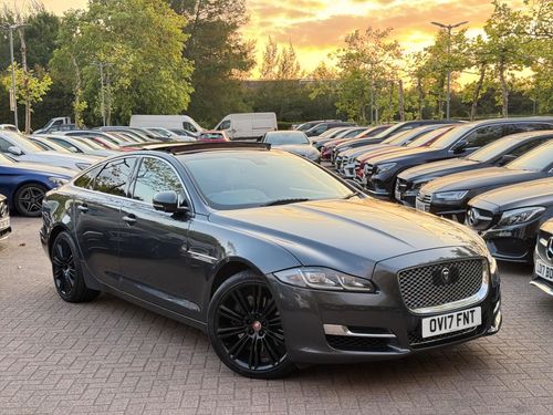 Jaguar XJ